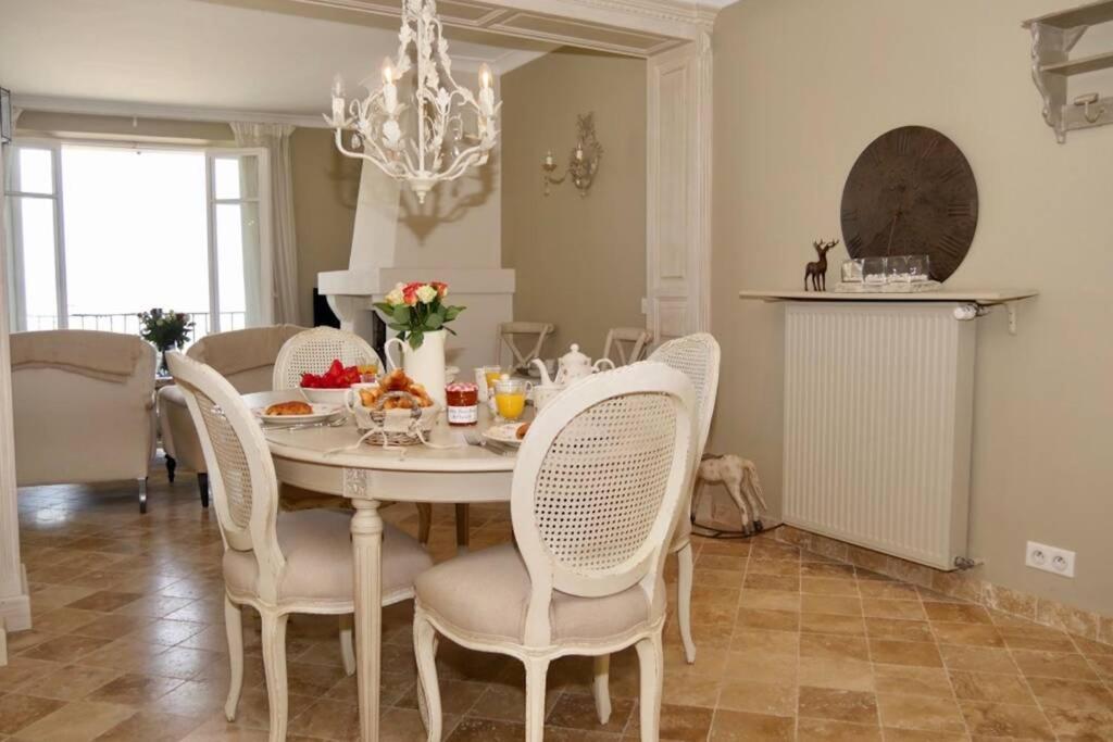 Bord De Mer - Ac, Wifi, Chic, Sea View, Beach 2 Minutes Walk Antibes Esterno foto